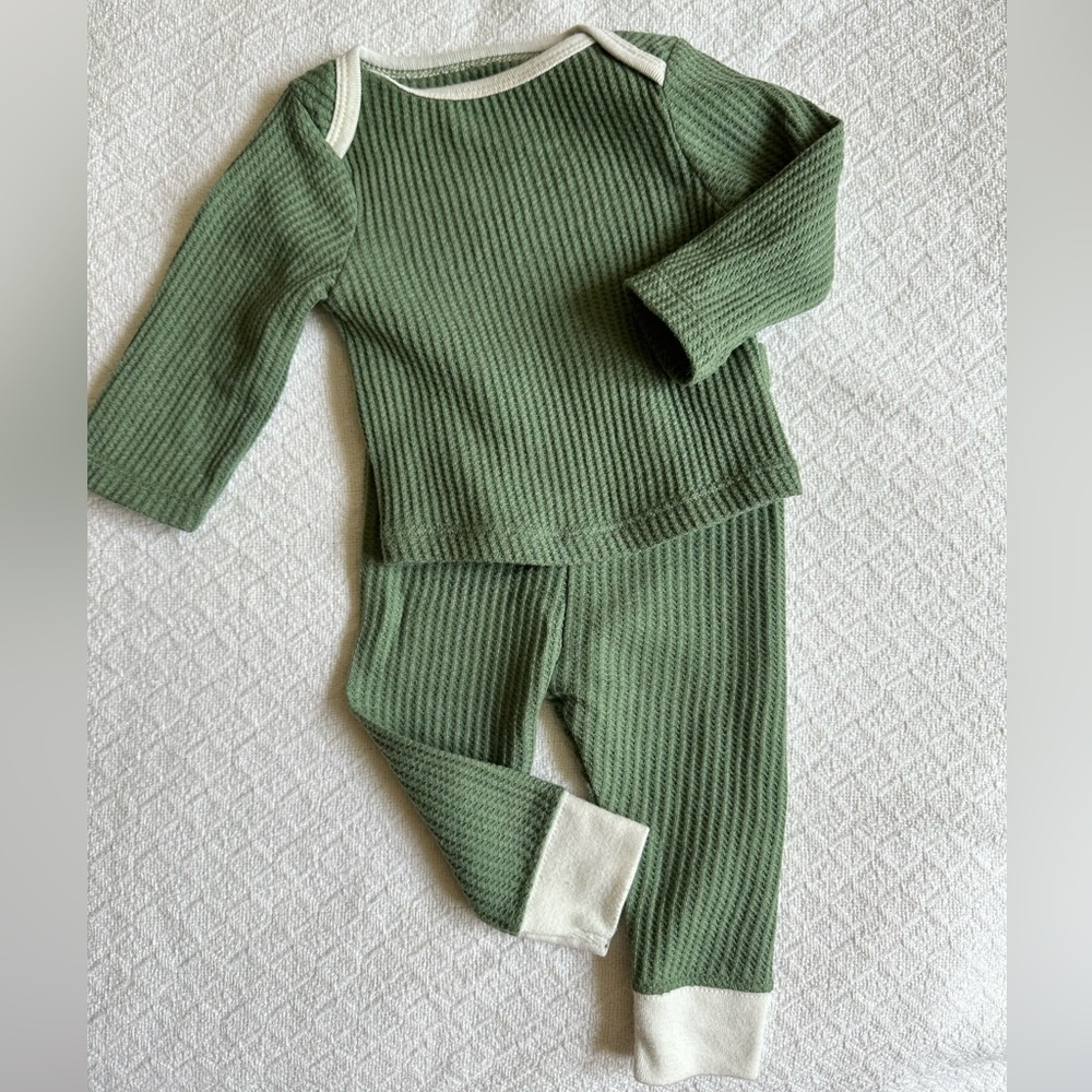 Baby 2pc Waffle Top & Bottom Set-Cloud Island ™  | Green, 0-3 Months